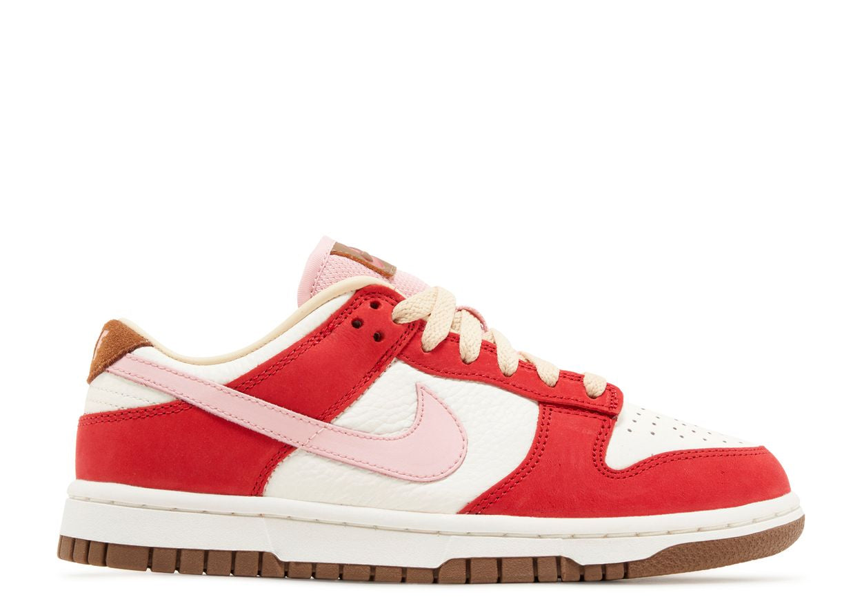 Nike Dunk Low PRM
Bacon (Women's)