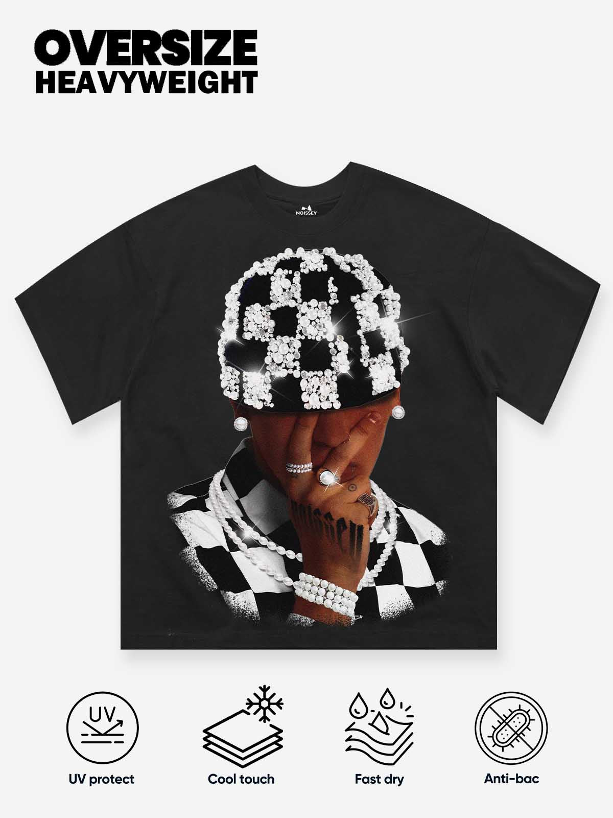 Wearing black and white checkered pearl beanie boy print T-shirt