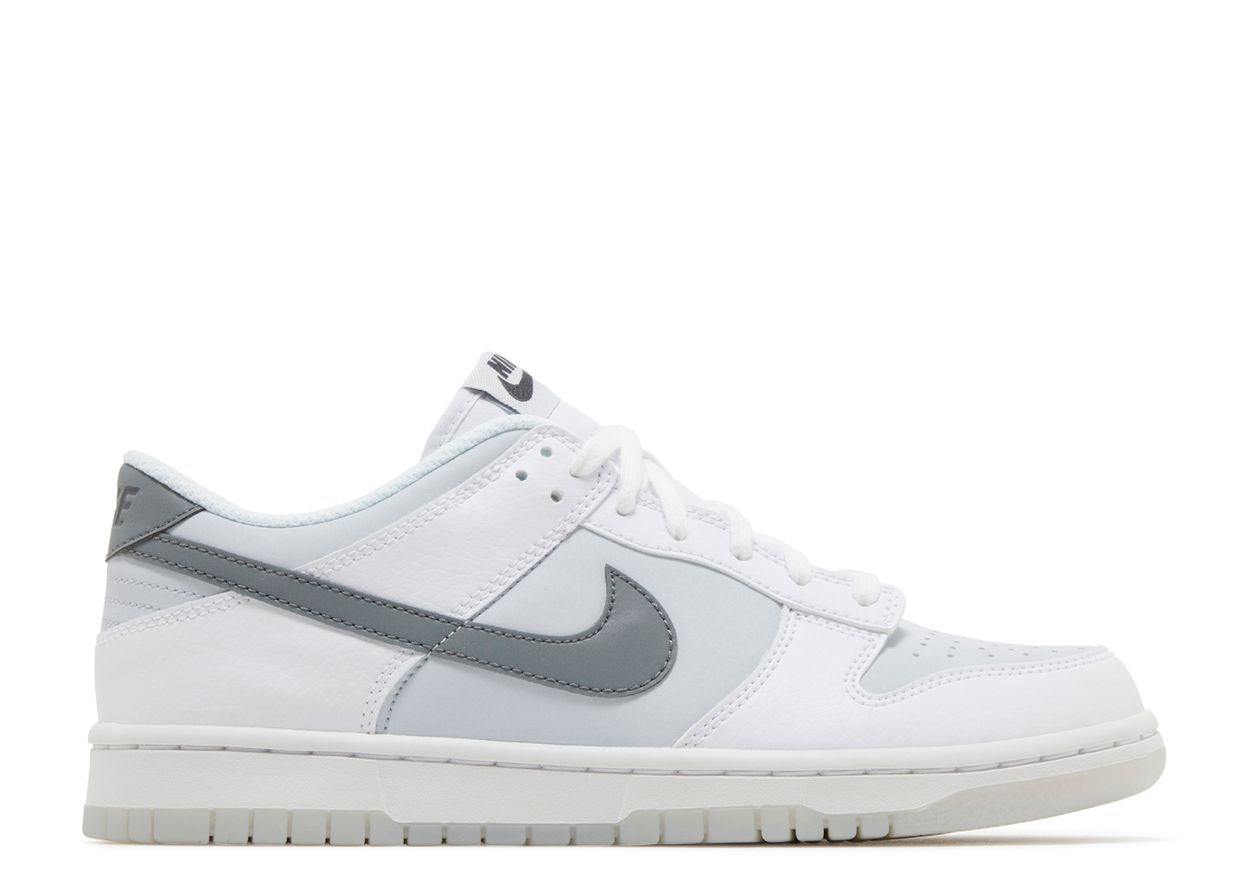 Nike Dunk Low
Reflective Swoosh White (GS)