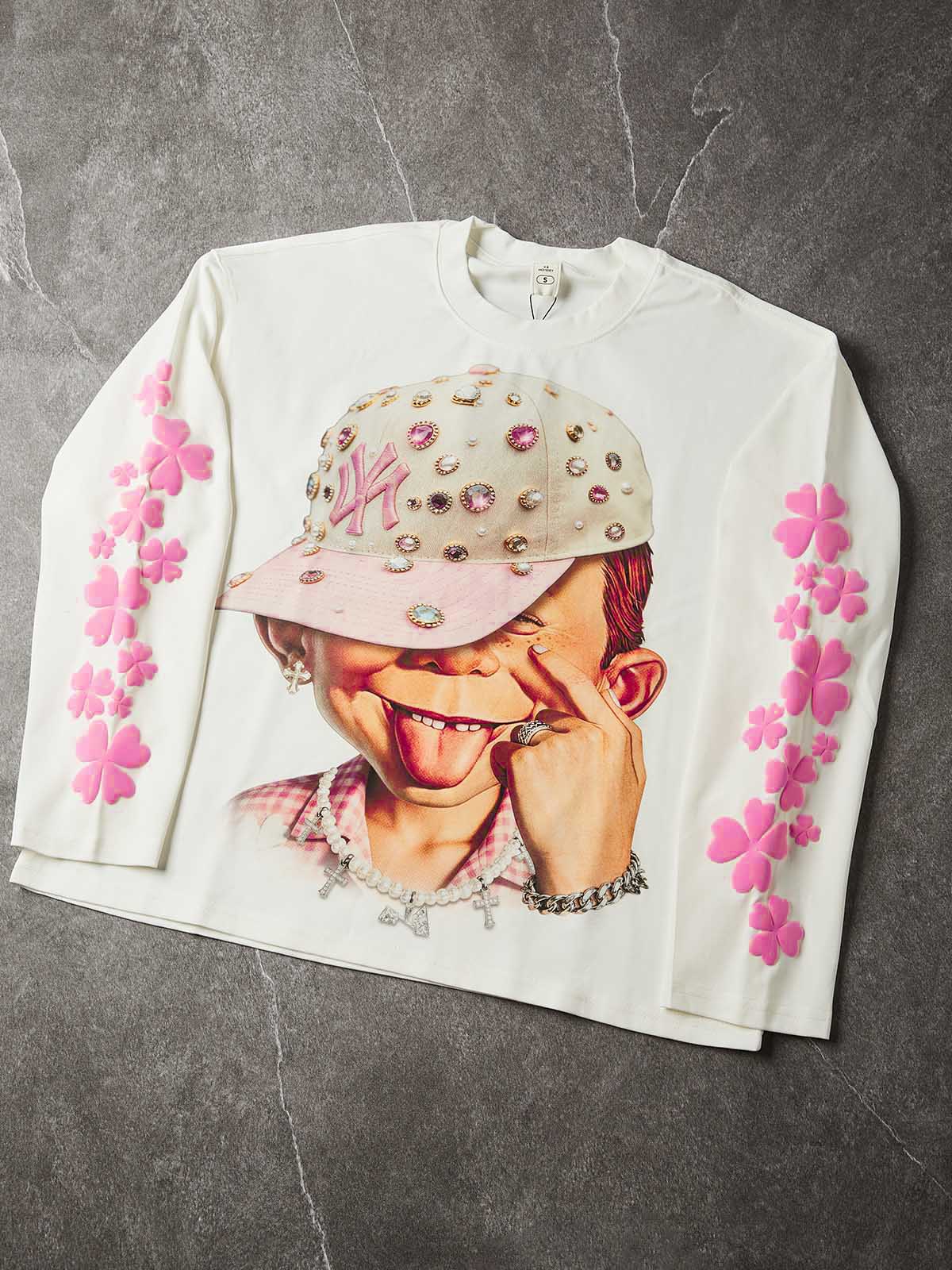 NOISSEY "Lucky Clover Kid" Graphic Long Sleeve - Heavyweight Studio White