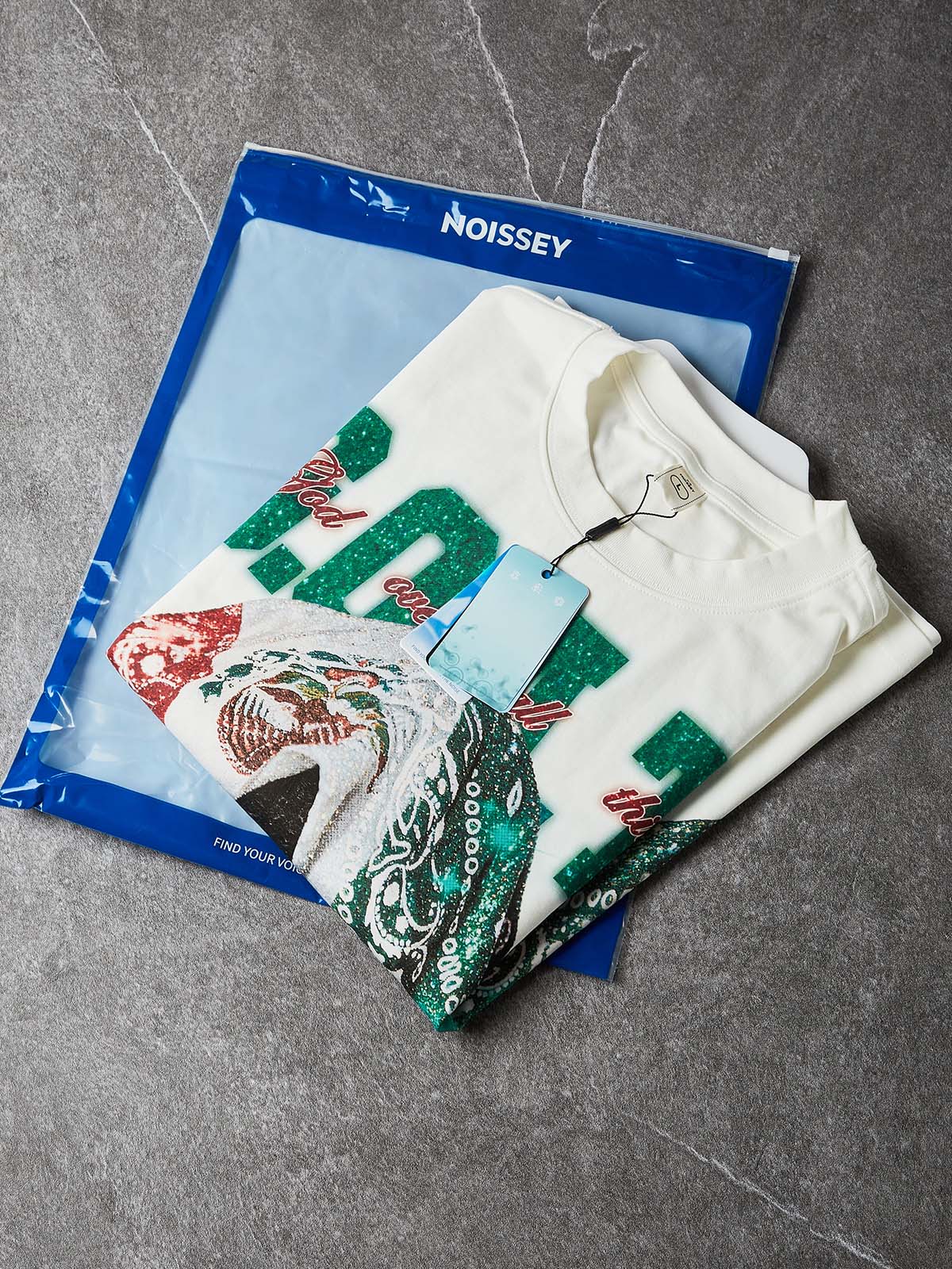NOISSEY "Sovereign G.O.A.T." Sparkling Dual-Tone Paisley Bandana Biting Cross Heavyweight Long Sleeve