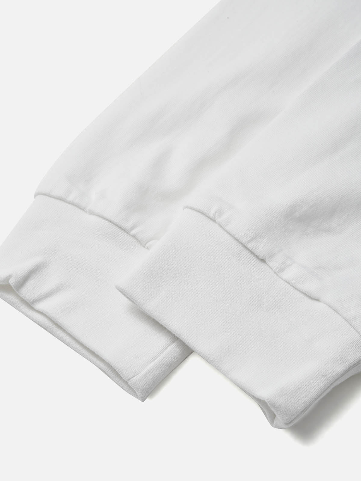 NOISSEY "HUSTLE" BLUE PAISLEY LIP GRAPHIC LONG SLEEVE - WHITE/ICE BLUE