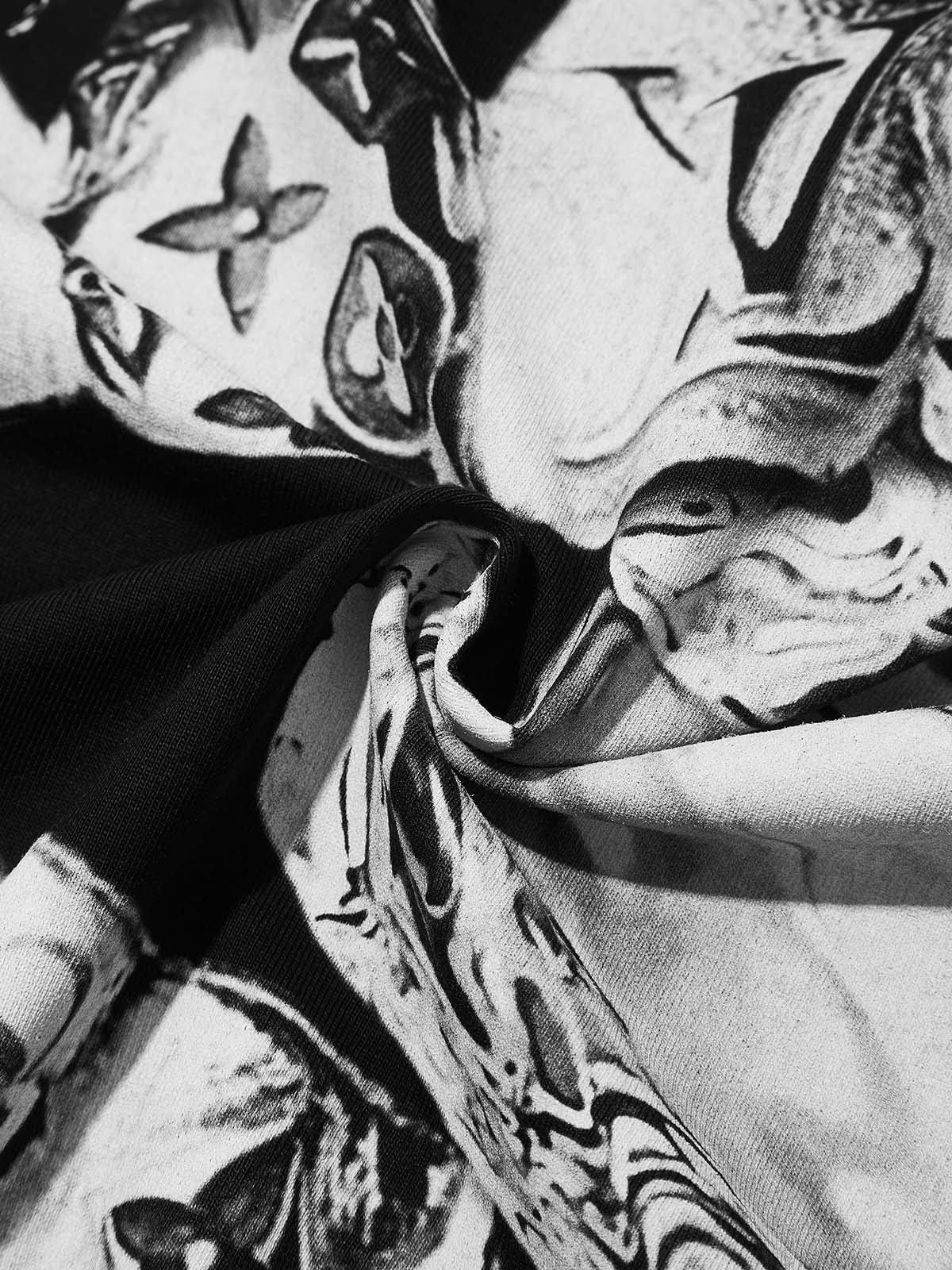 Boxy oversized T-shirt Liquid Metal Teeth and Ice Cube Art Print