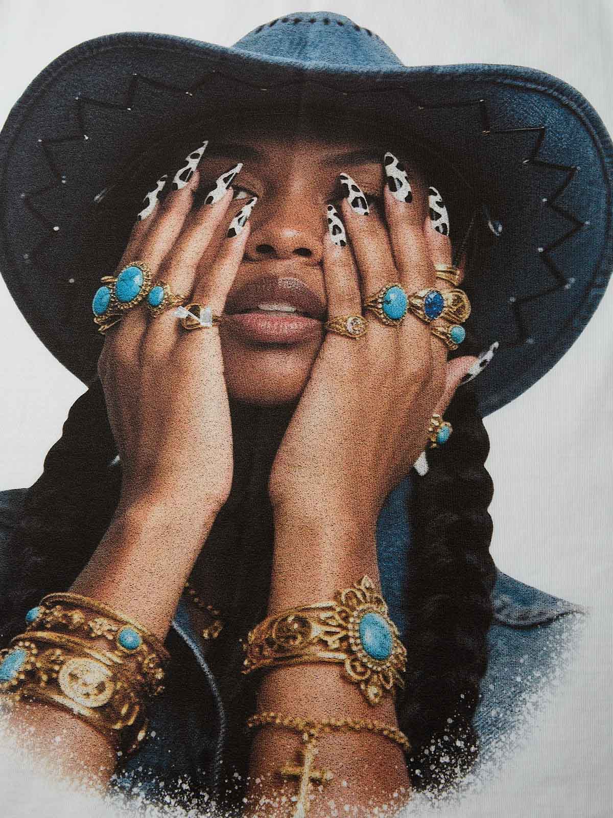 Boxy oversized T-shirt Denim Girl & Her Turquoise Nail Art Print T-Shirt