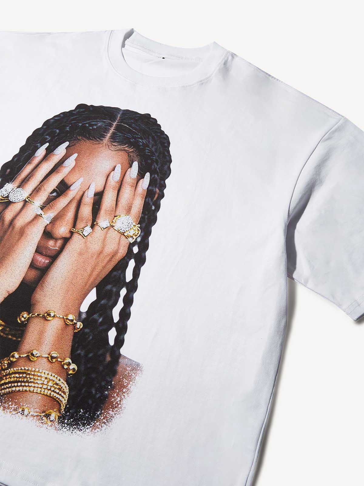 Boxy oversized T-shirt Girl & Her Gilded Nail Art Print T-Shirt