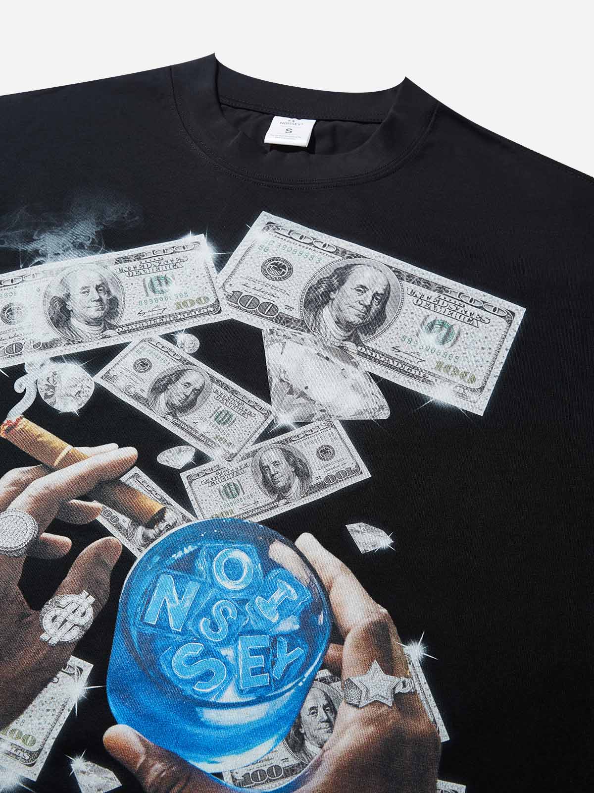 Boxy oversized T-shirt holding money and wine street print