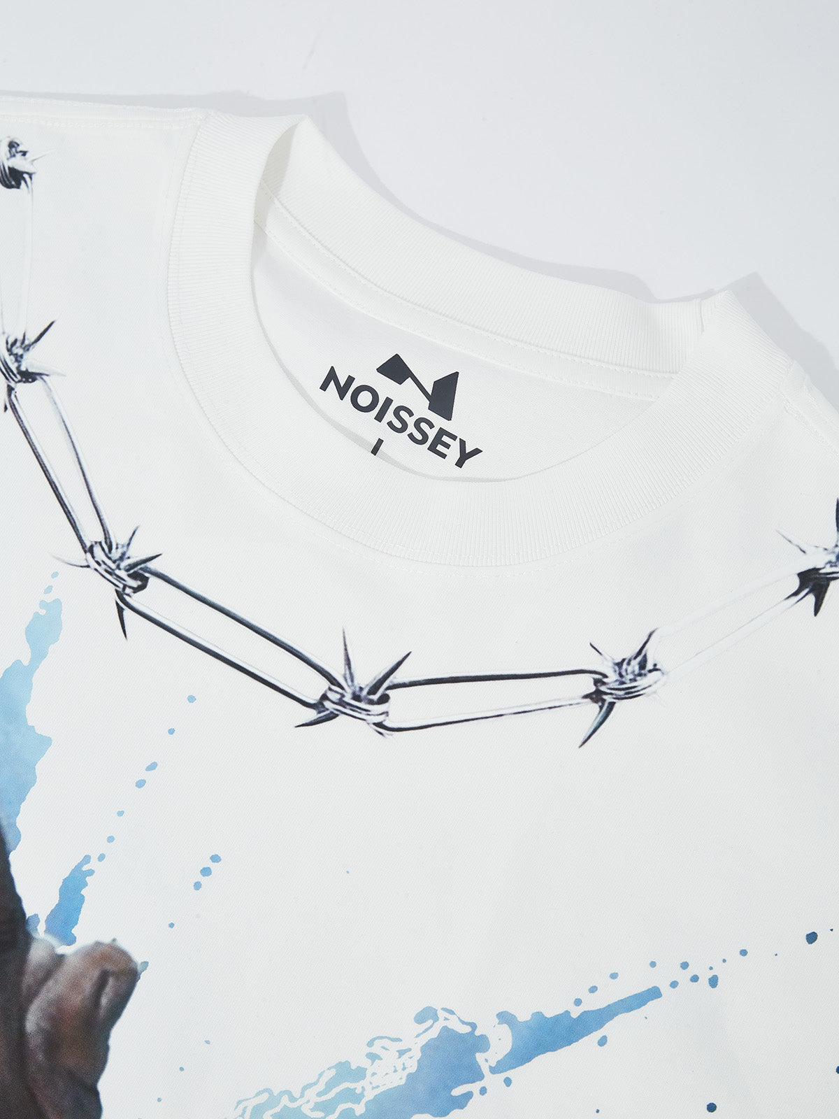 OBSTACLES & DANGERS© Praying Hands Thorn Print T-shirt