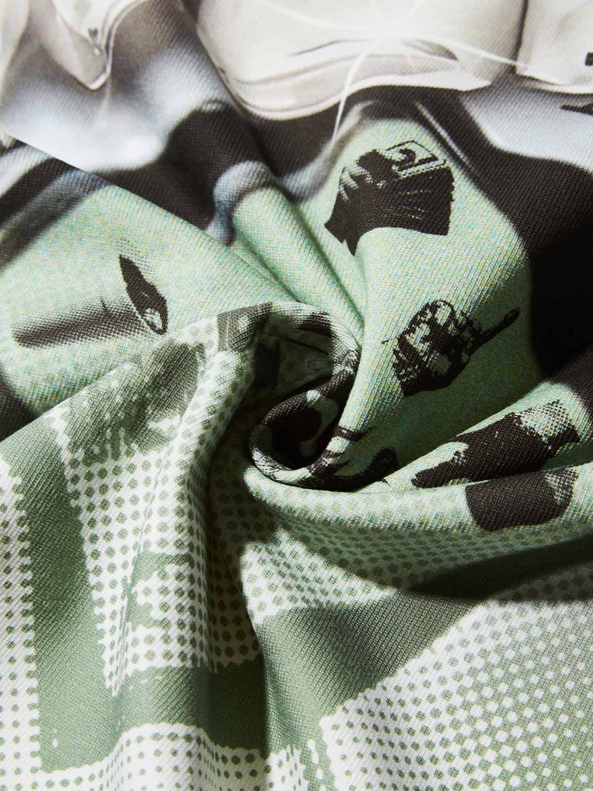 Noissey Fire man Retro Cyber Art Print T-Shirt