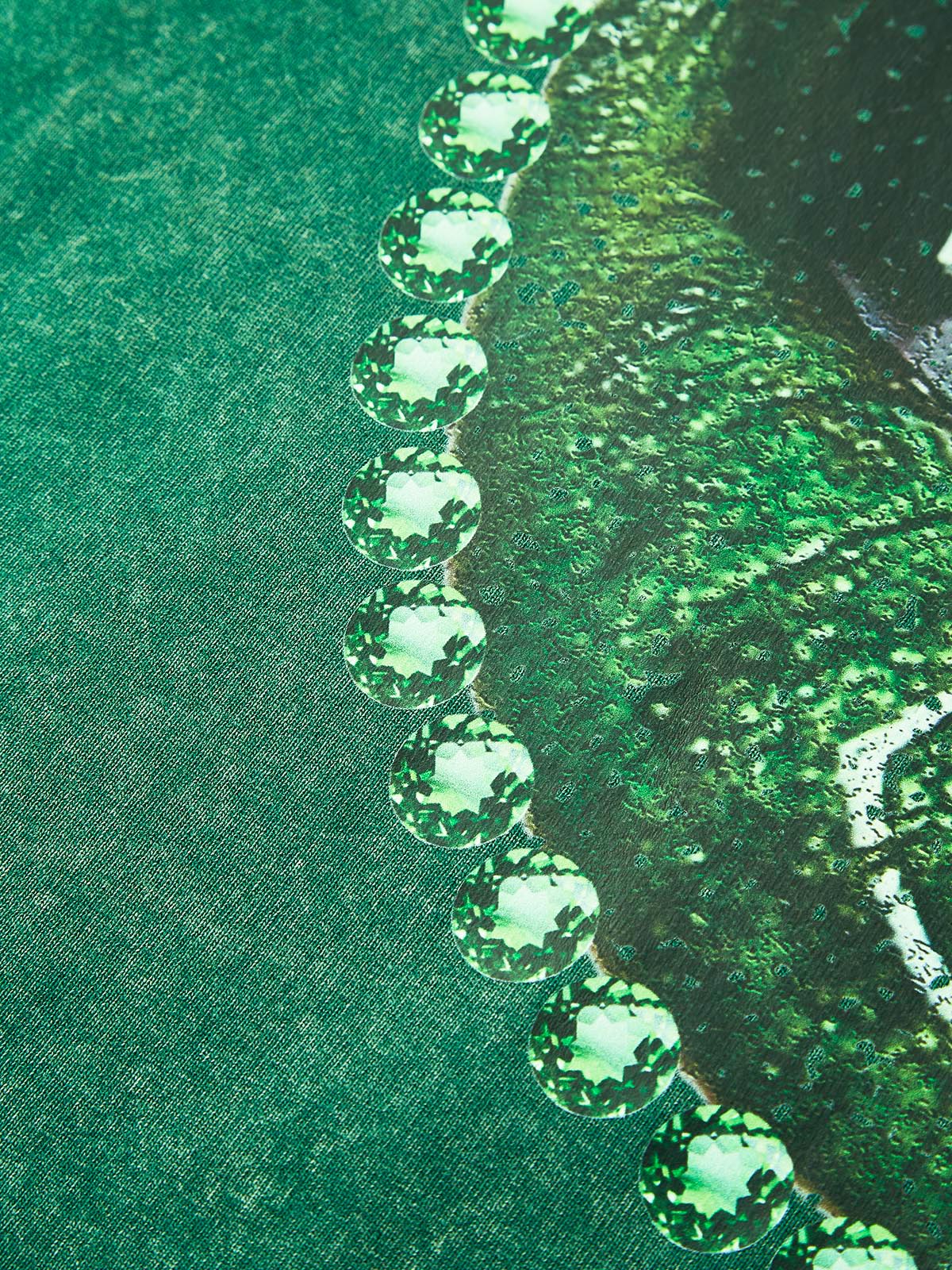 BOUNCE BACK© Bite down hard on money-printed T-shirt