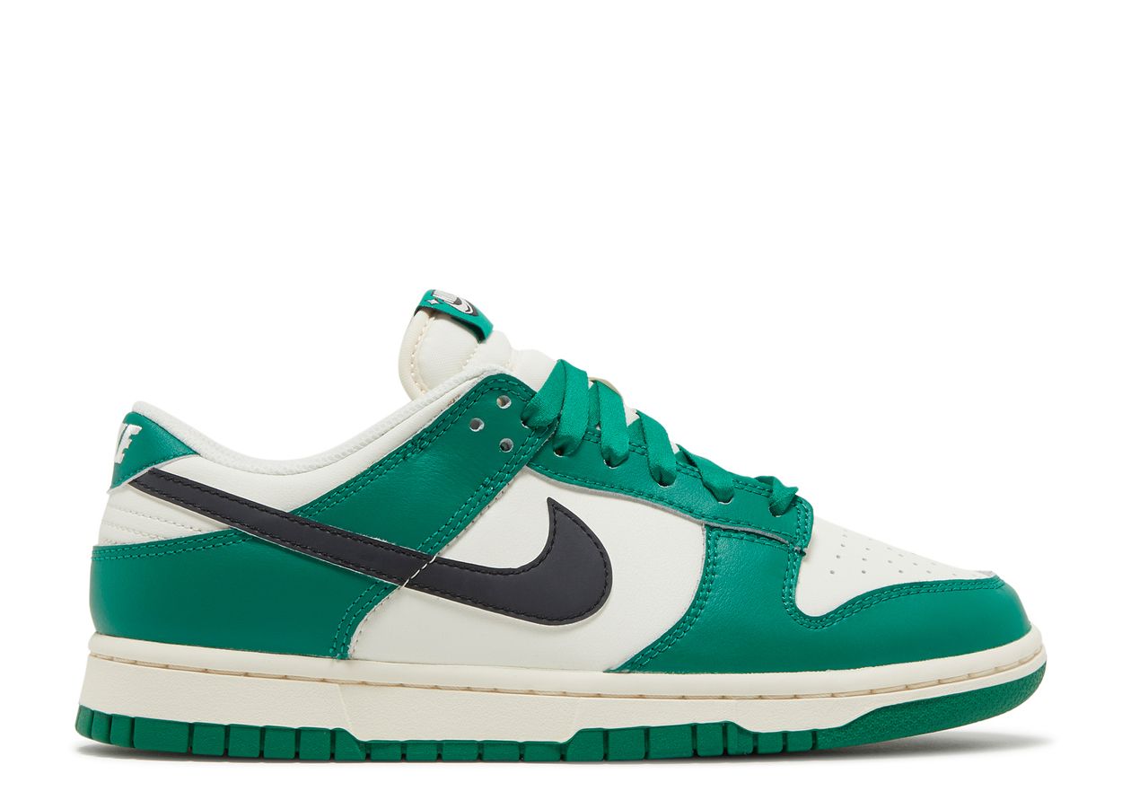 Nike Dunk Low SE
Lottery Pack Malachite Green