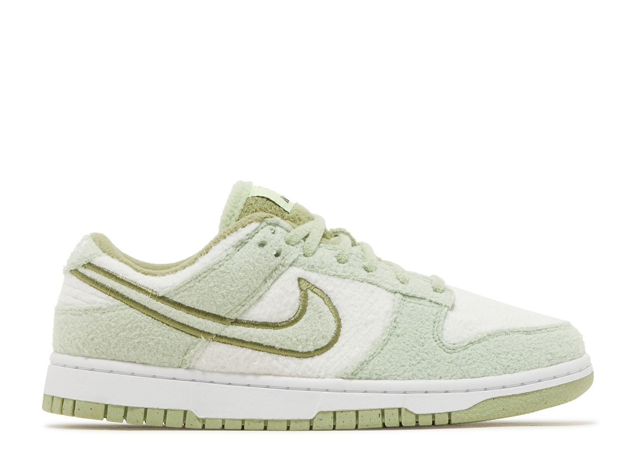 Nike dunk low SE fleece pack honeydew W