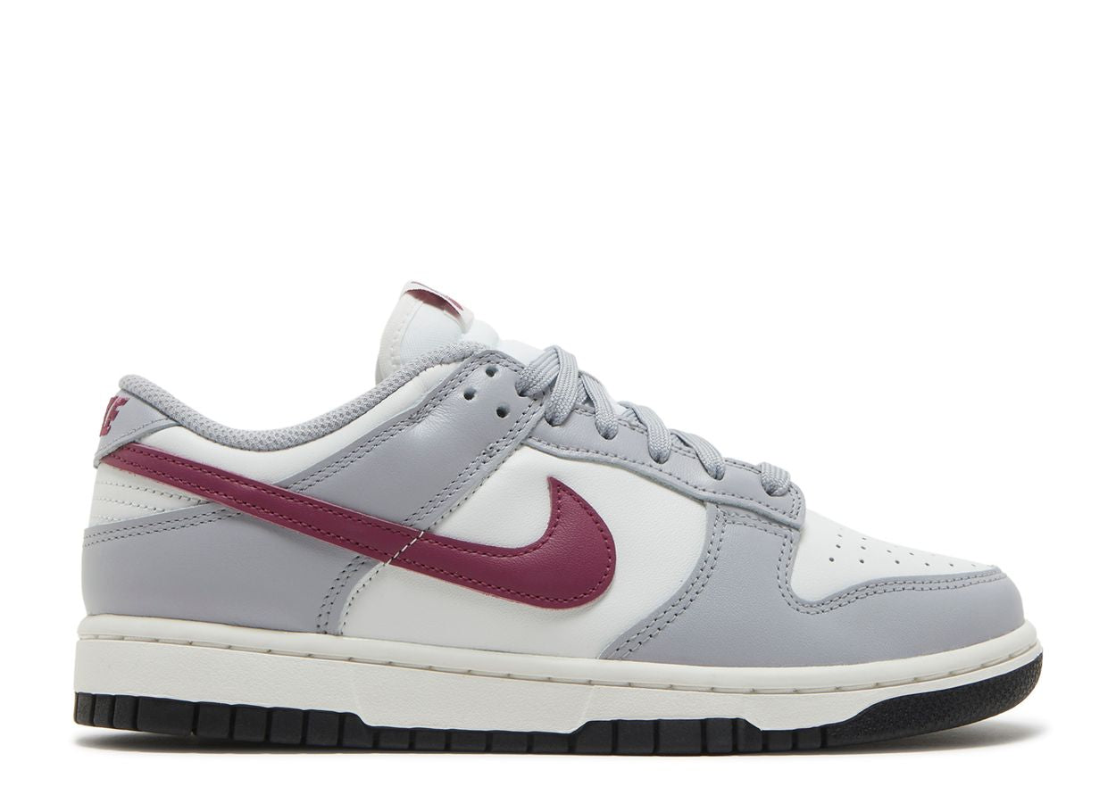 Nike Dunk Low
Pale Ivory Rosewood (Women's)