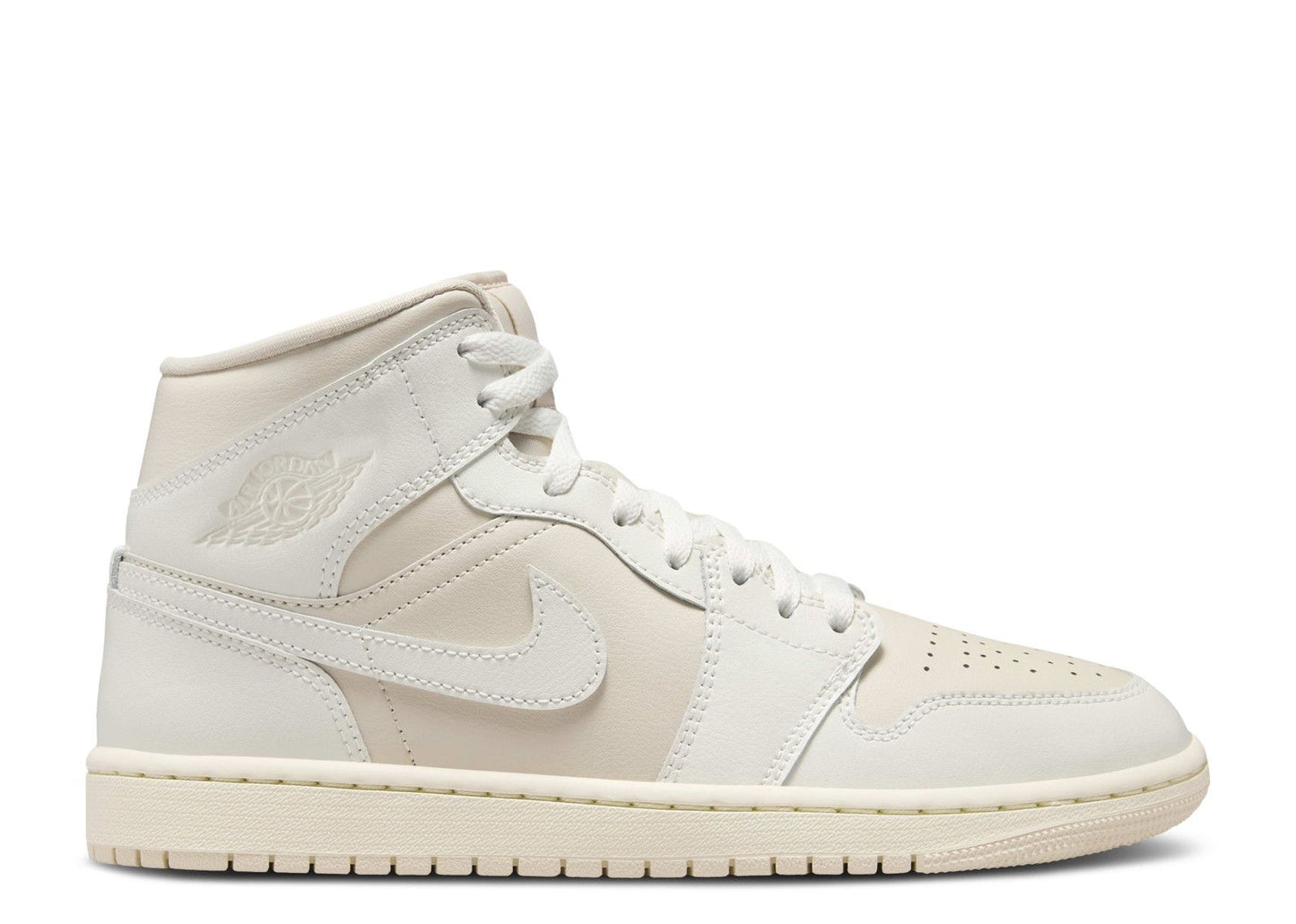Jordan 1 Mid
Legend Light Brown (Women's)