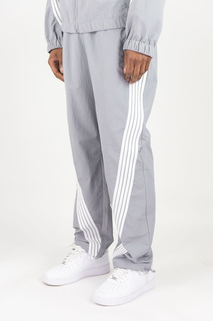 Striped nylon pants - A00-14405 - grey