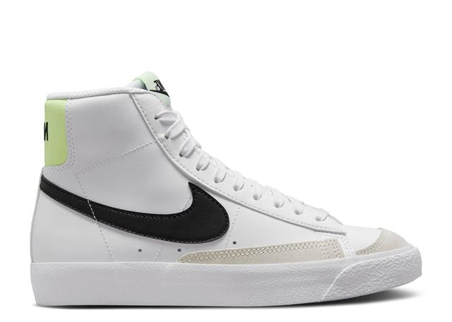 Nike Blazer Mid '77 GS « Blanc Noir Volt »