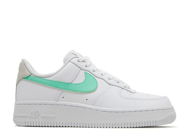 Femme Air Force 1 '07 'Blanc Vert Glow'