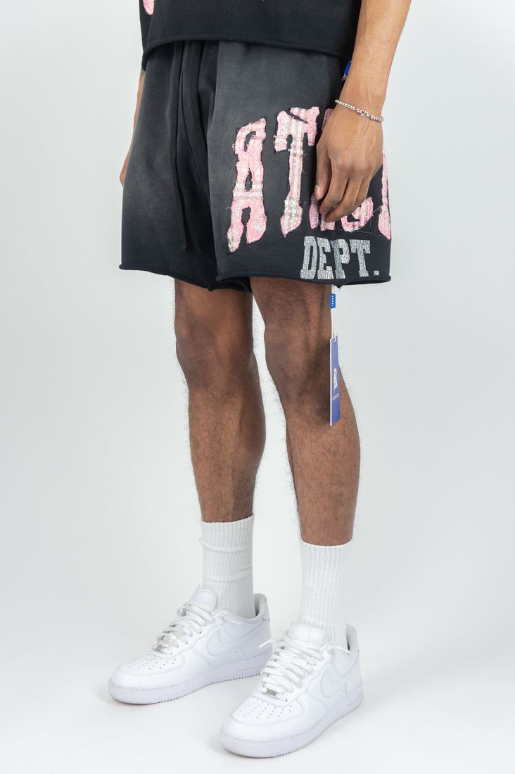 BROKEN SHORTS PINK
