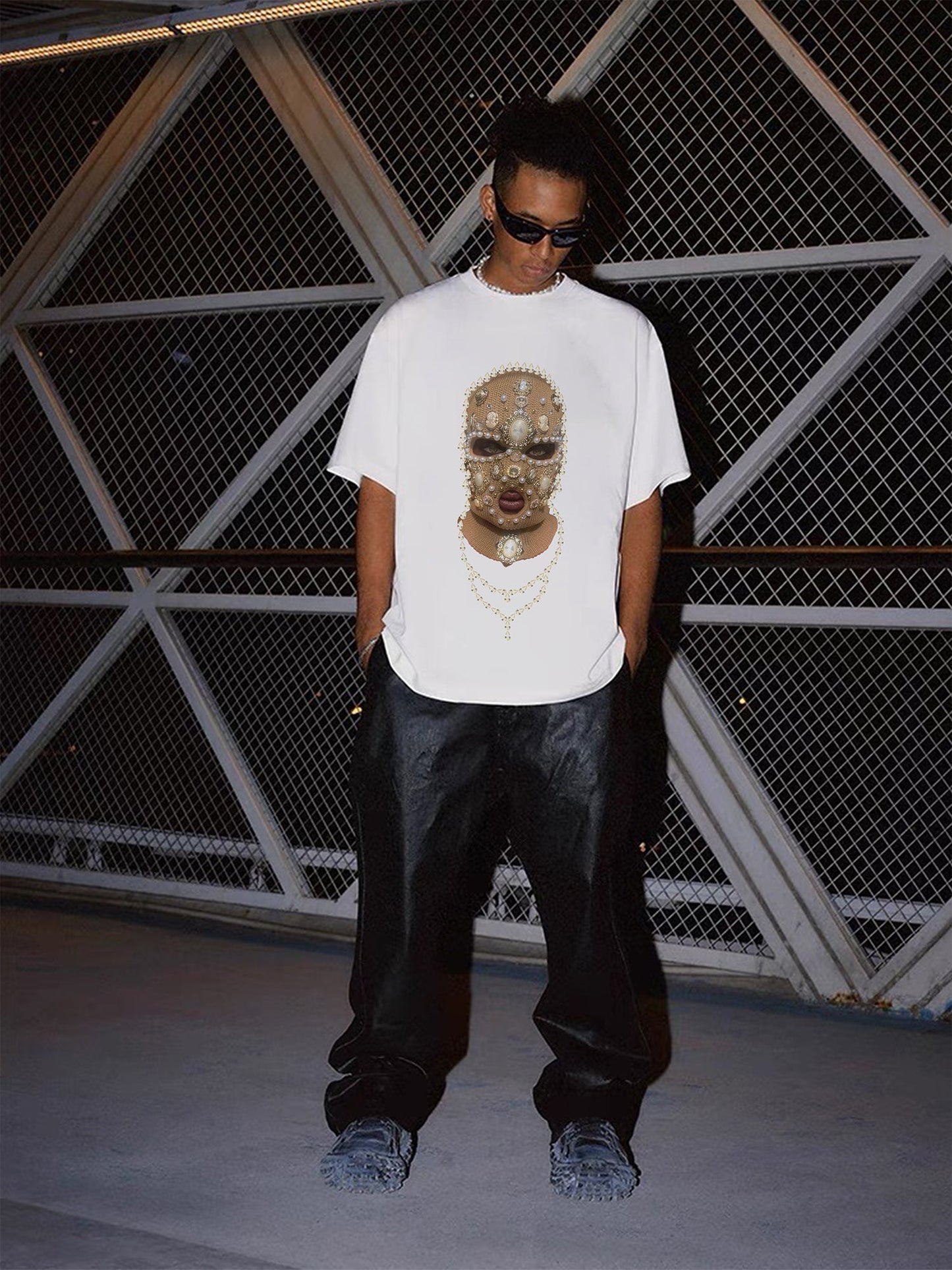 BOUNCE BACK© Pearl Knit Collage Face Mask White T-shirt