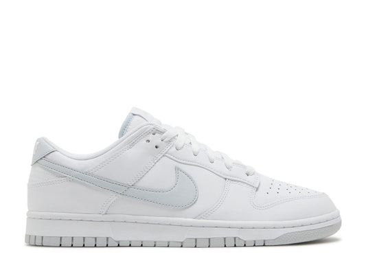 Nike Dunk Low Retro
White Pure Platinum