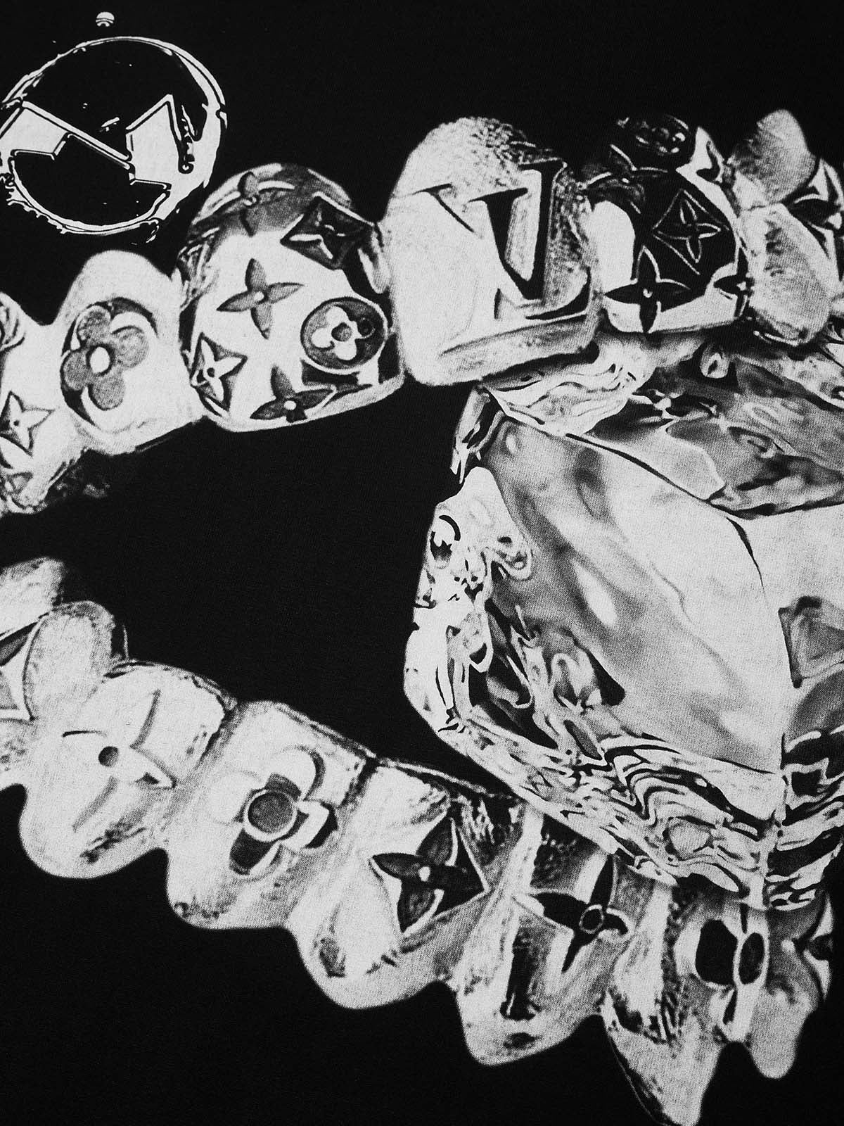 Boxy oversized T-shirt Liquid Metal Teeth and Ice Cube Art Print