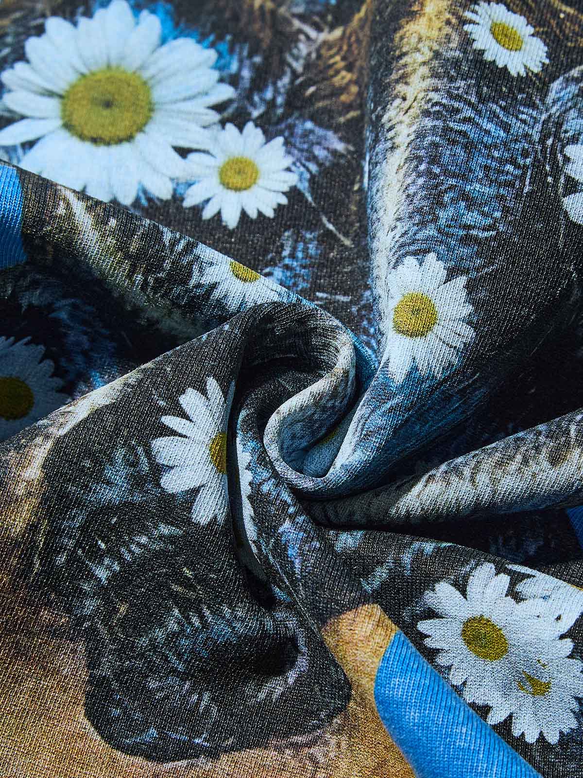 Summer Delight Daisy Blue Wash Print T-shirt