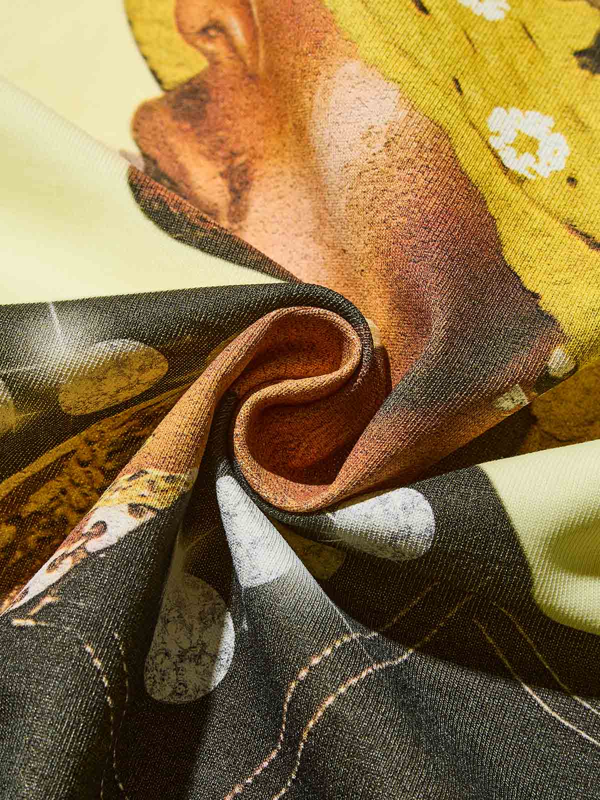 Yellow Cat Ear Crochet Cap Print Men's T-shirt