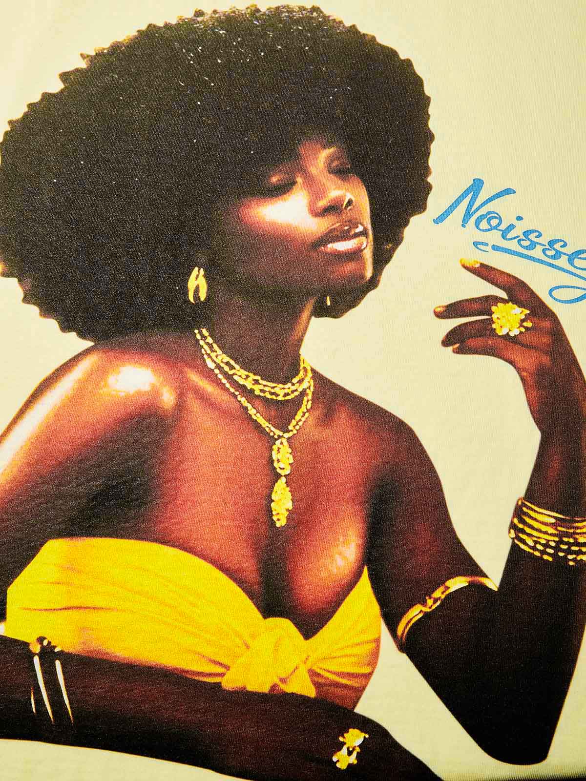 Charm Queen Art Painting Style Lemon Yellow Print T-shirt