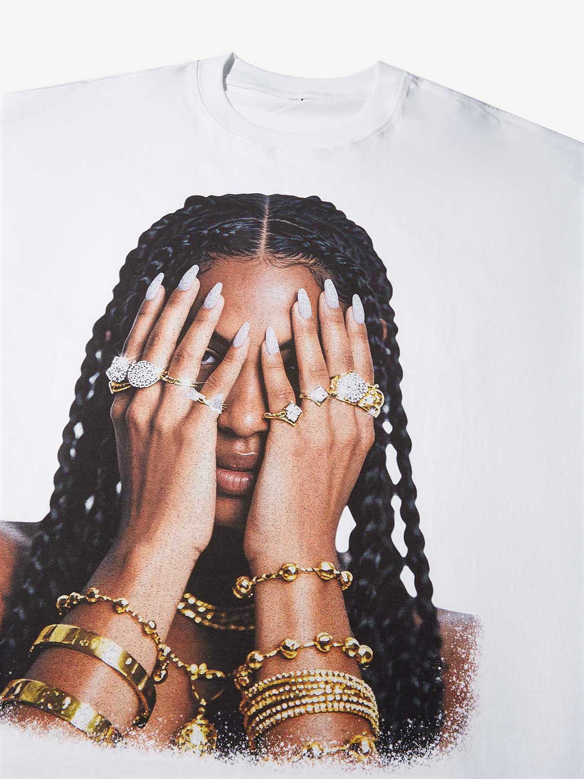 Boxy oversized T-shirt Girl & Her Gilded Nail Art Print T-Shirt