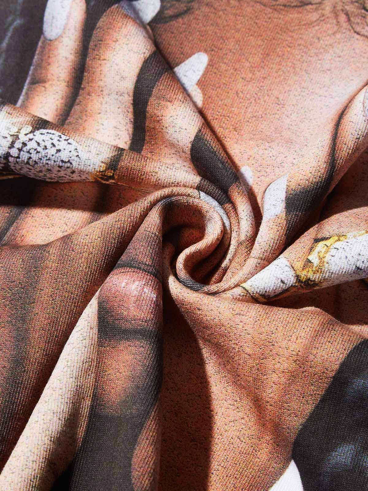 Boxy oversized T-shirt Girl & Her Gilded Nail Art Print T-Shirt