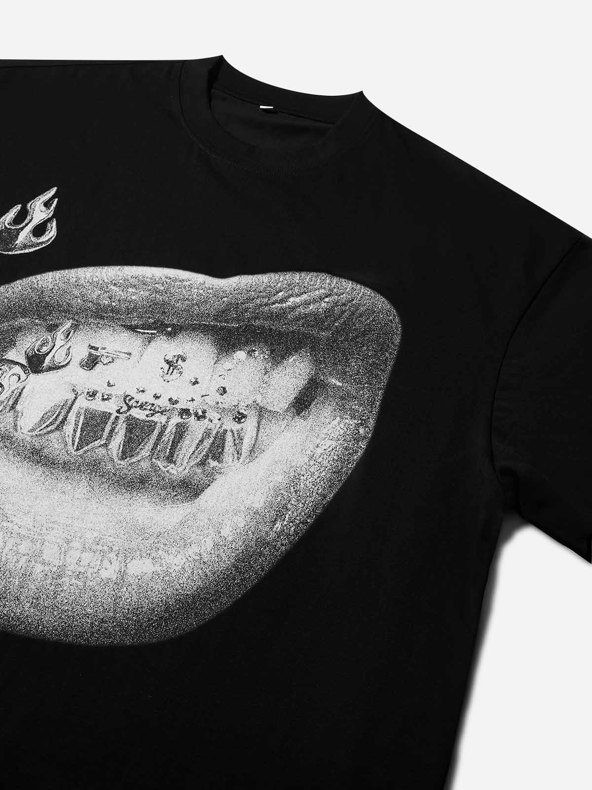 Boxy oversized T-shirt Personalized Lip and Tooth Patch White Print