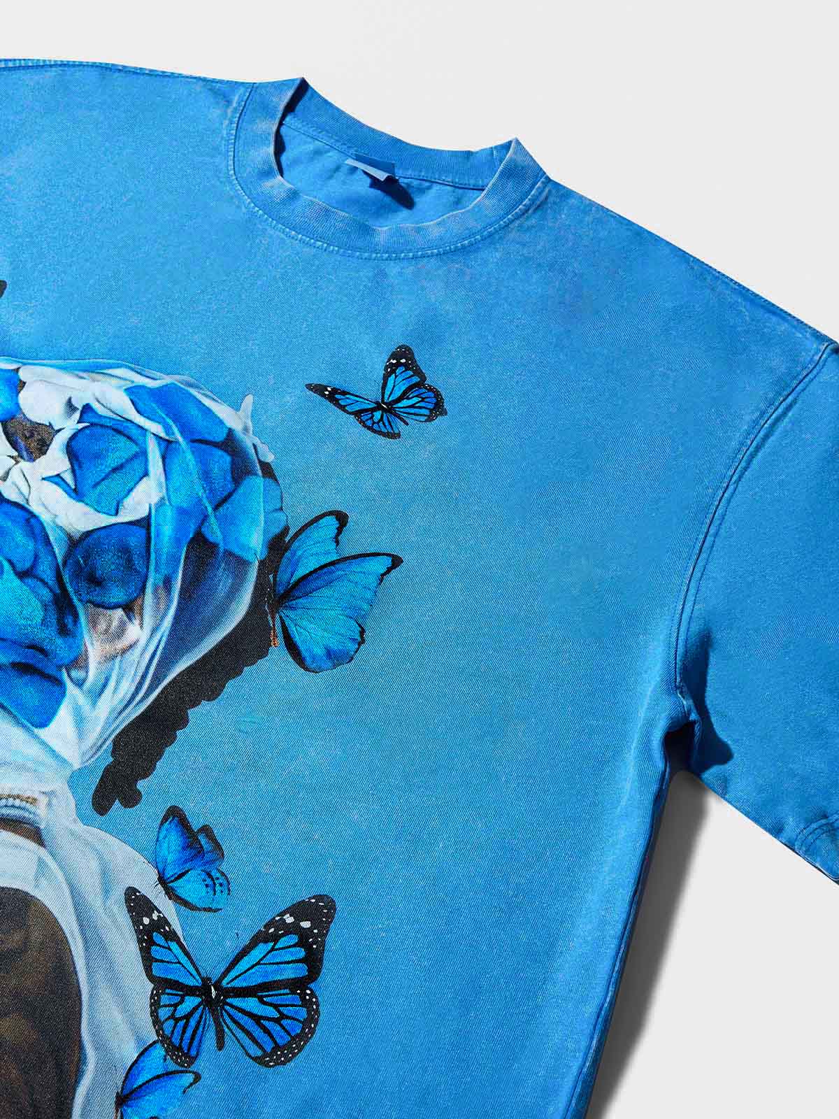 Blue butterfly art veil washed printed T-shirt