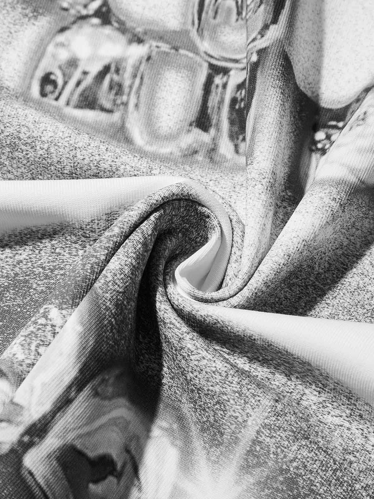 Boxy oversized T-shirt Retro Black Lips Grills Print