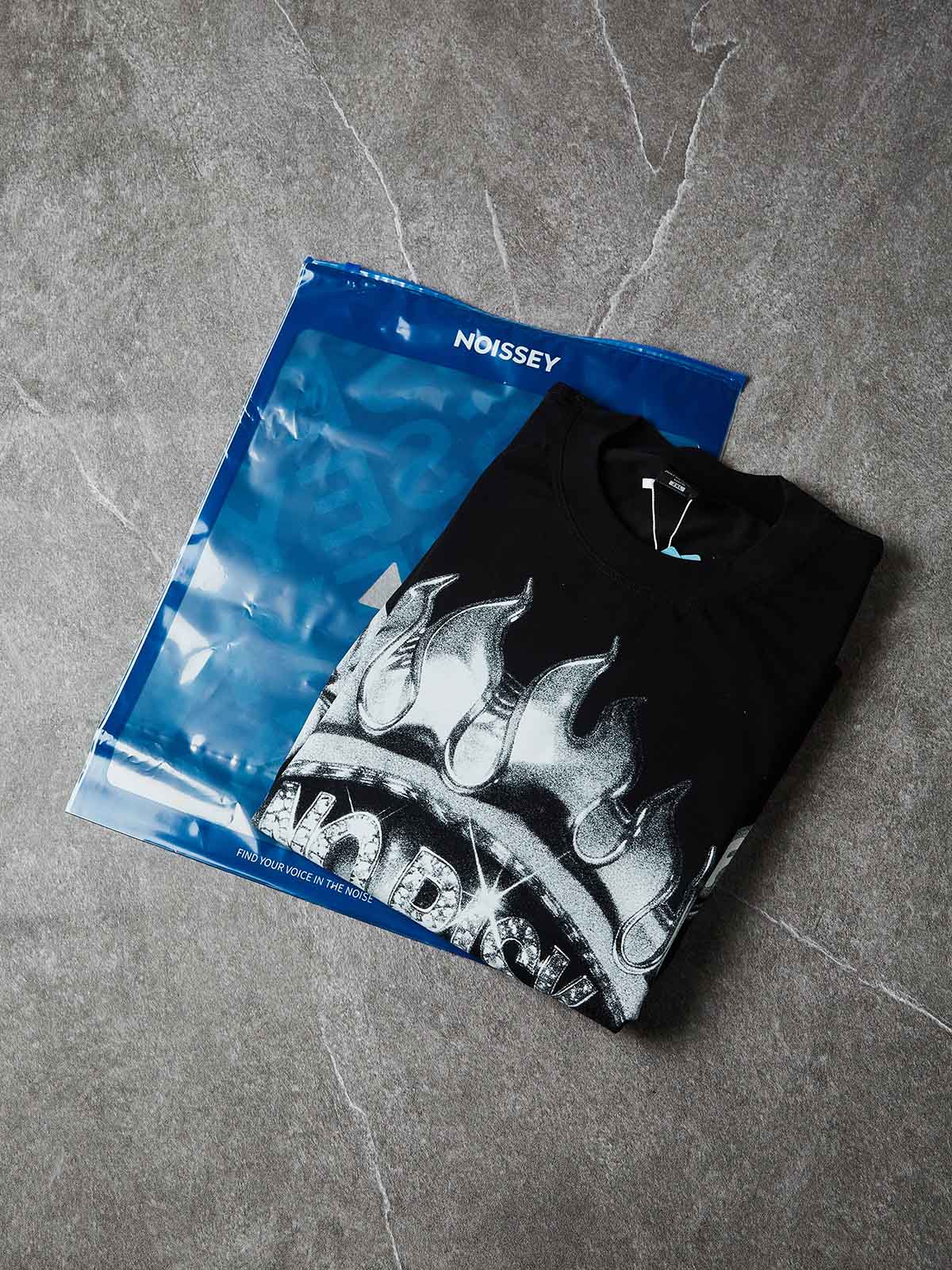 NOISSEY "Metal Flame" No Risk No Story Graphic Oversized Tee - Onyx Black
