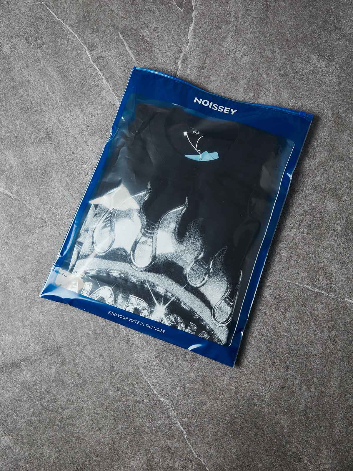 NOISSEY "Metal Flame" No Risk No Story Graphic Oversized Tee - Onyx Black