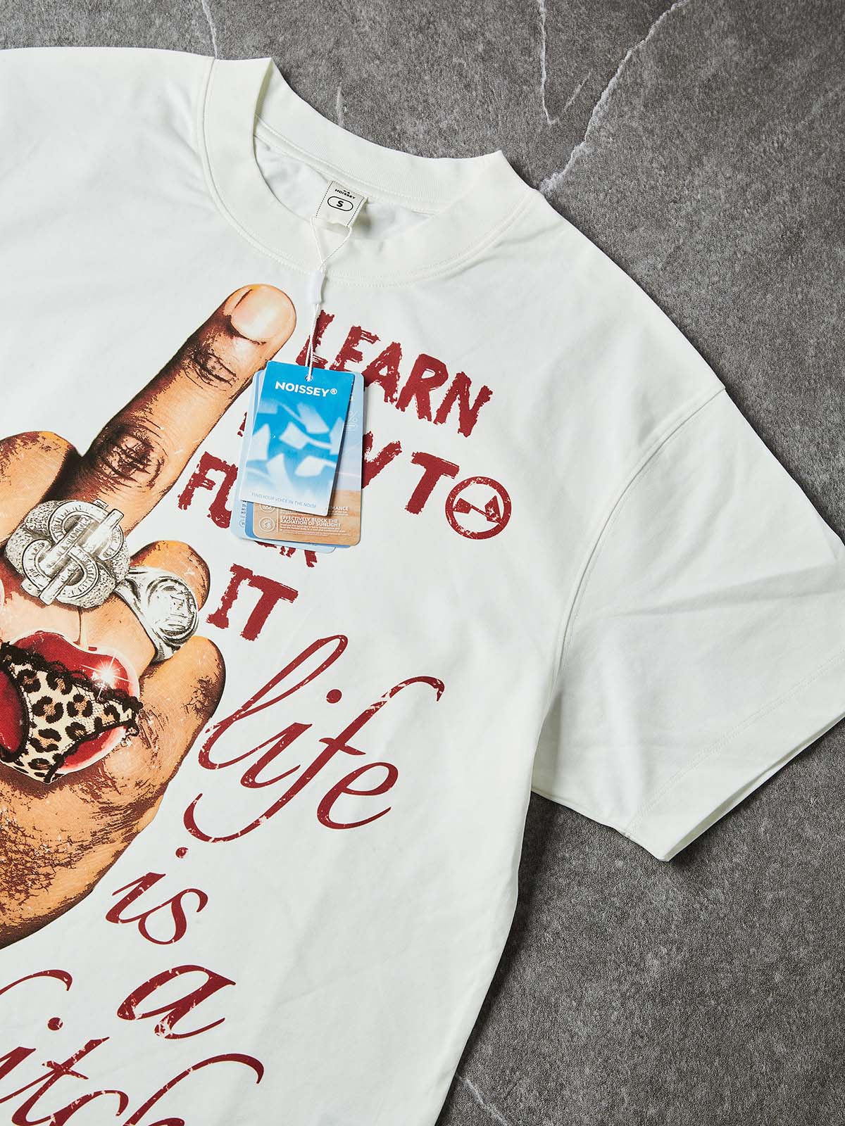 NOISSEY "Life is a Bitch" Boxy Heavyweight Cooling Tee