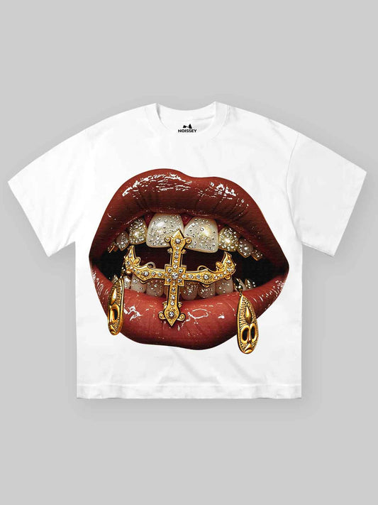 Noisey gold Diamond ring and mask culture lip print tee