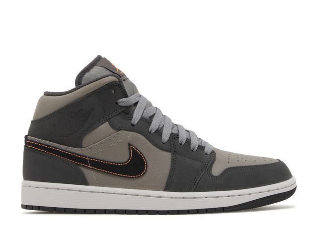 Jordan 1 Mid SE Night Stadium