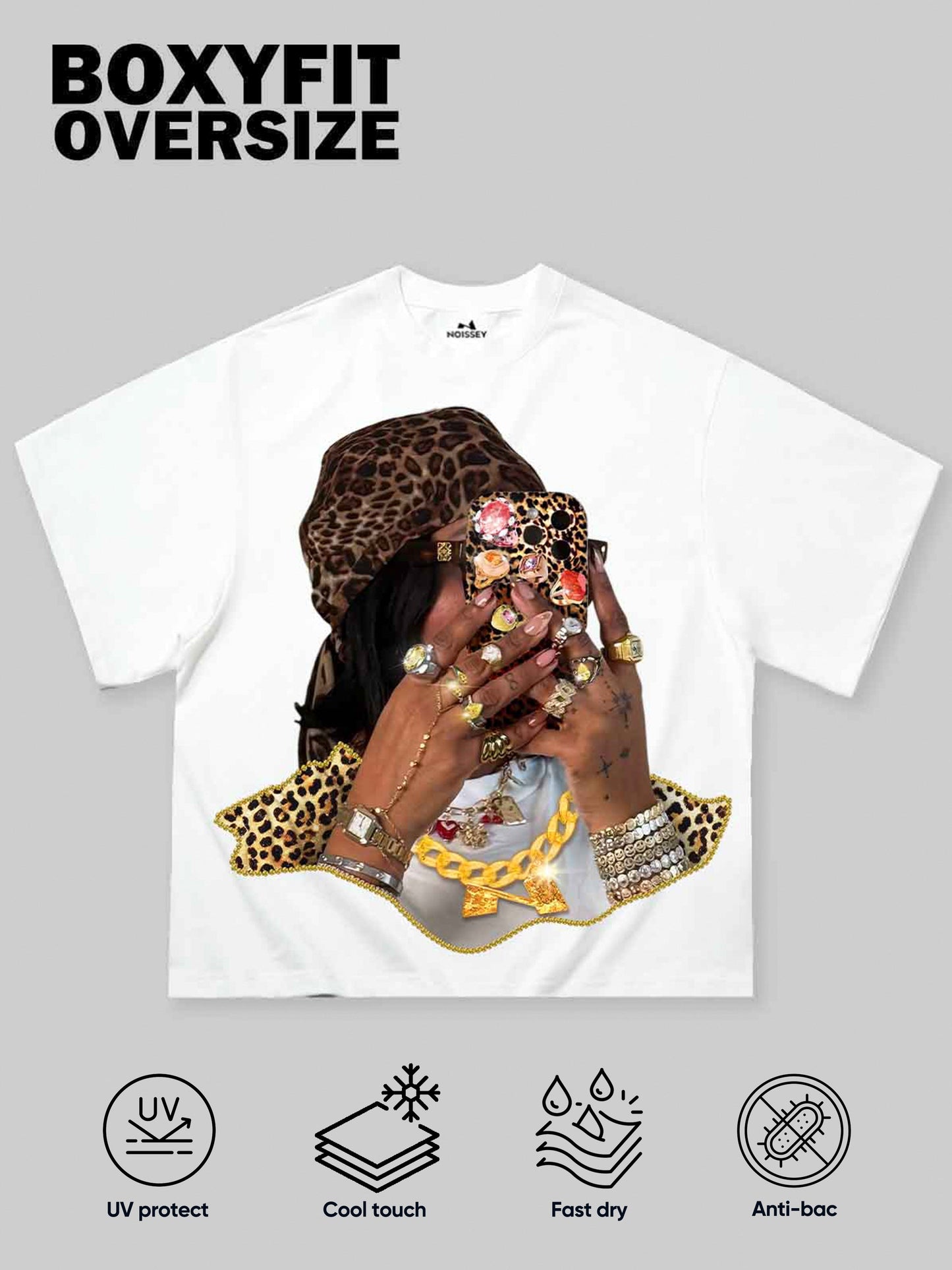 Boxy oversized T-shirt with girl's mirror selfie print